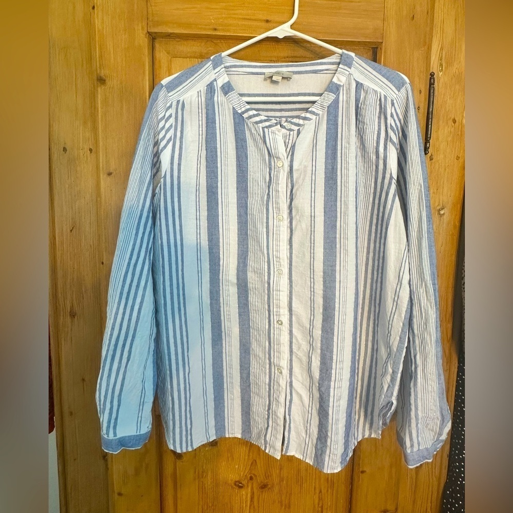 Loft Lightweight Blue/Silver/White Button Up Long Sleeve Band Collar Top Sz Lg